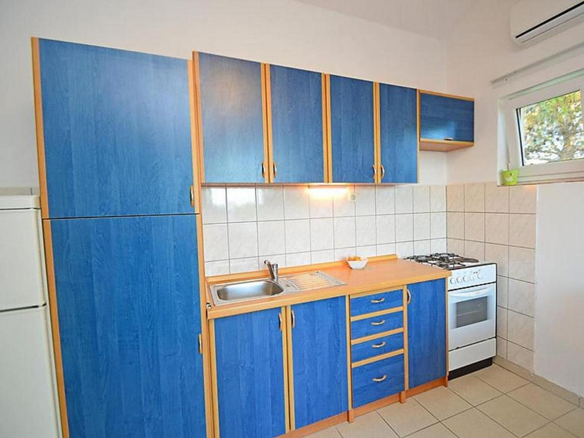 Apartments Bruno Tribunj  Bagian luar foto