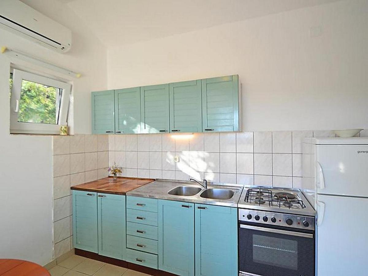 Apartments Bruno Tribunj  Bagian luar foto