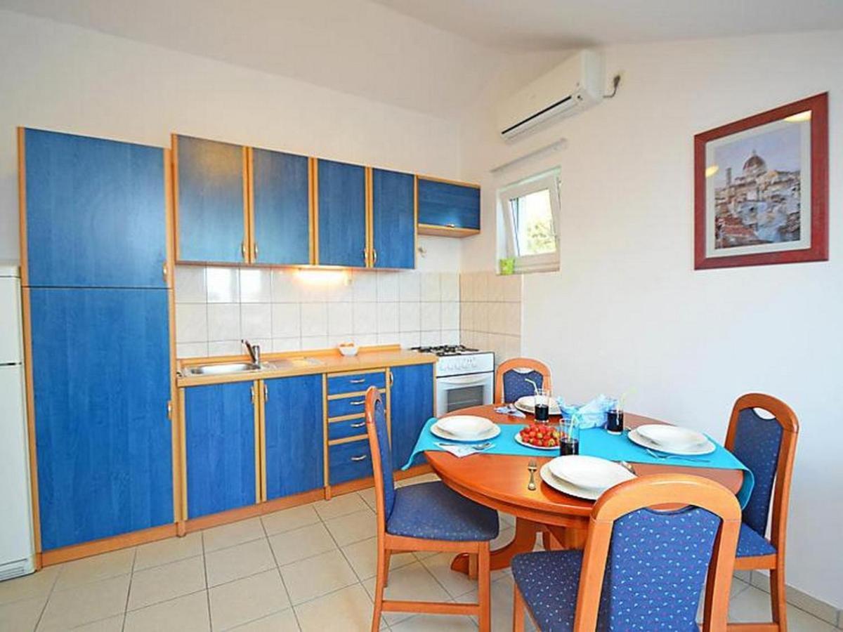 Apartments Bruno Tribunj  Bagian luar foto