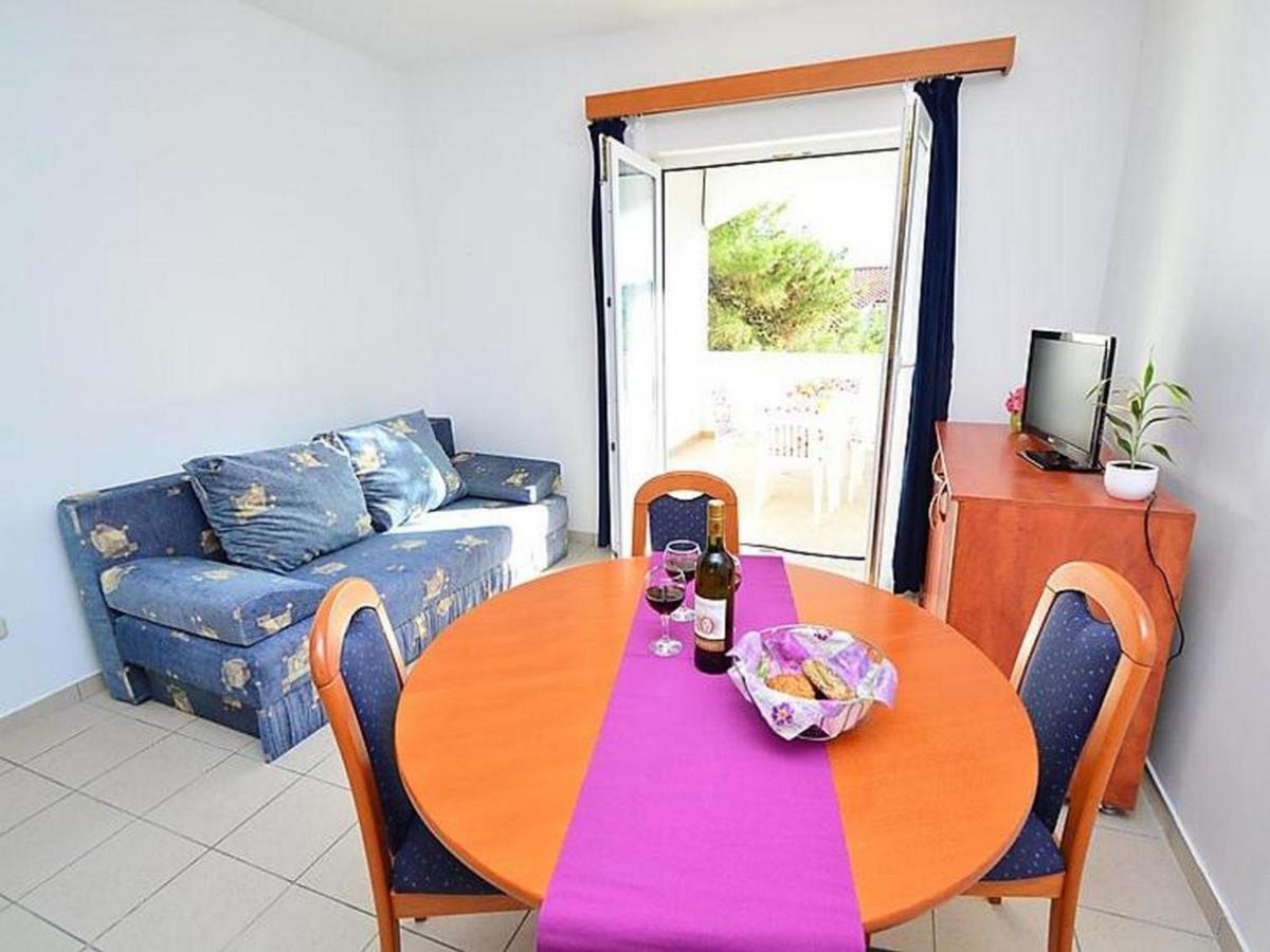 Apartments Bruno Tribunj  Bagian luar foto